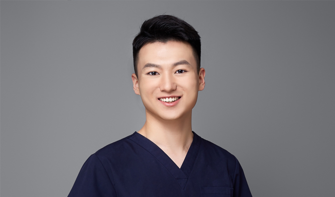 Dr. A. Reflexion über die molare Distalisierung in klarer Aligner kieferorthopädischer Behandlung